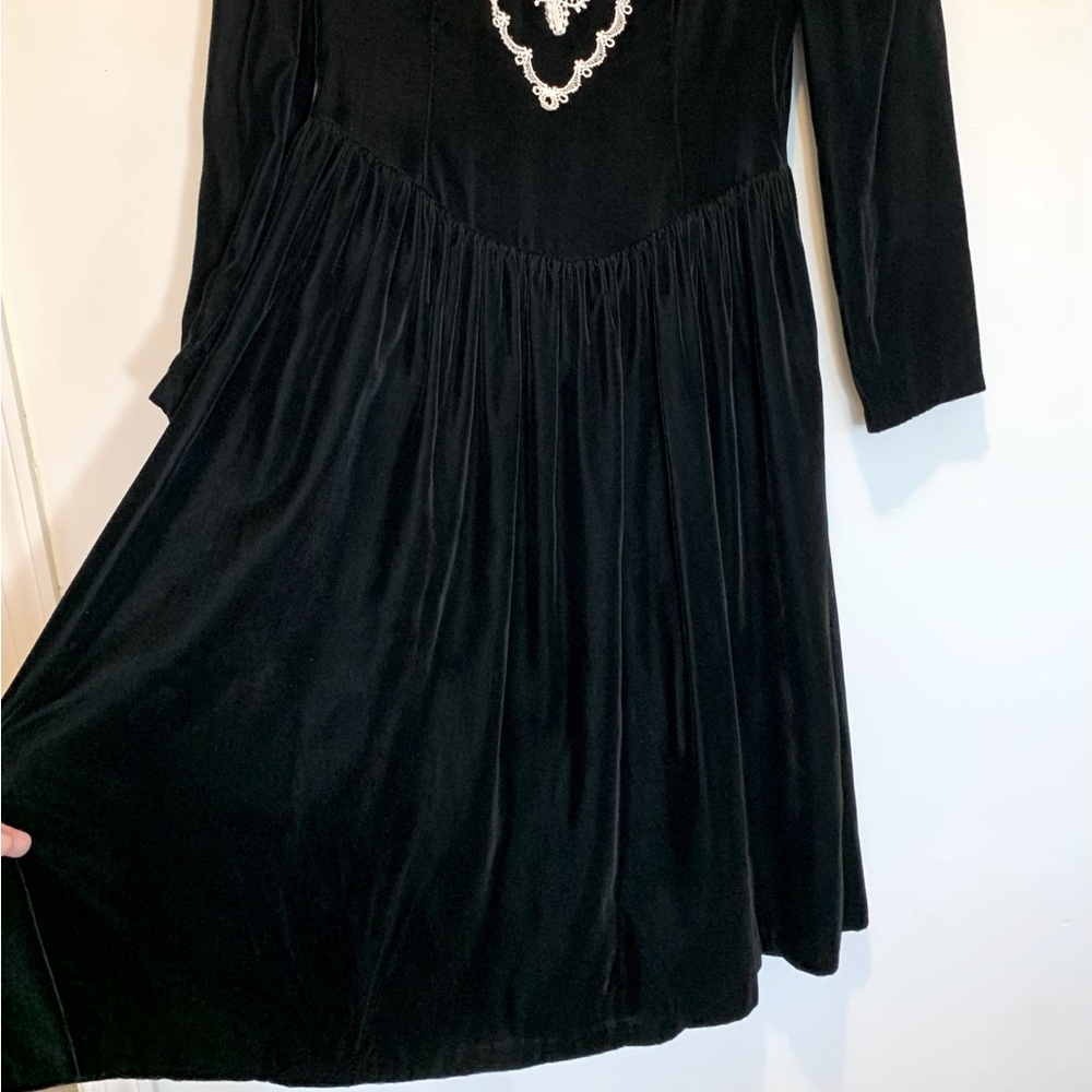 Gunne Sax 80s Black Velvet Lace Victorian Goth Midi Dress - Picture 4 of 10